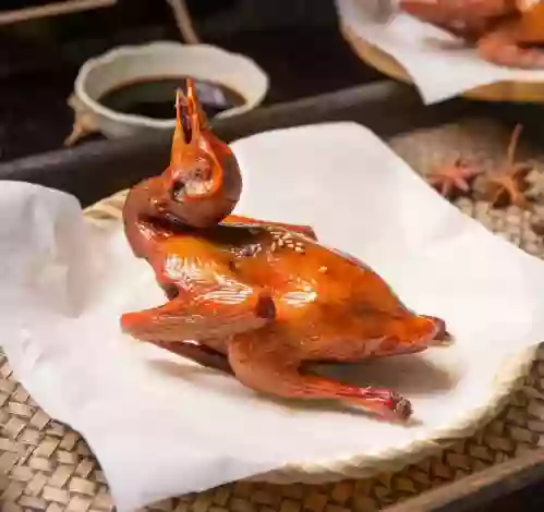 [MZS1-02]中山每人半隻乳鴿.食足六餐2天美食團 